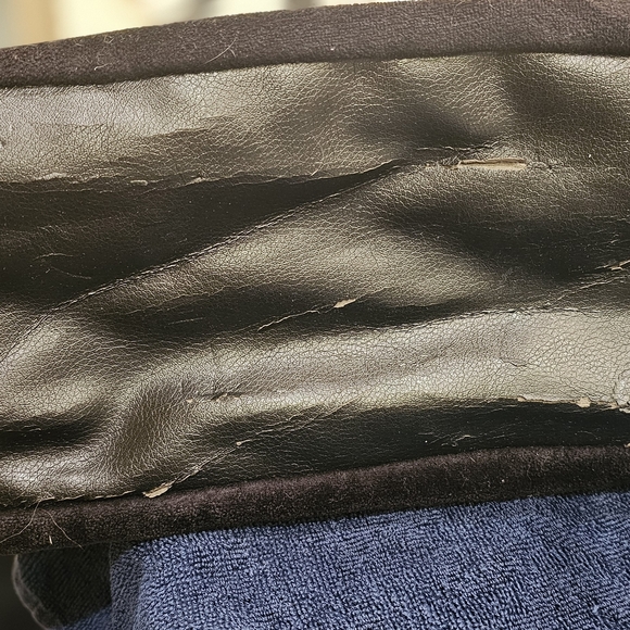 Juicy Couture Black Tote with Embellished Logo - Picture 4 of 4